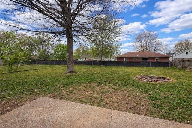 3460 Hermitage Drive, Hopkinsville, KY 42240