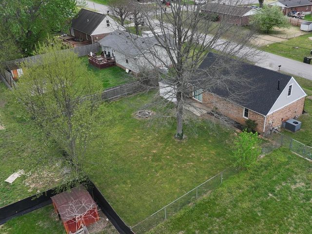 3460 Hermitage Drive, Hopkinsville, KY 42240