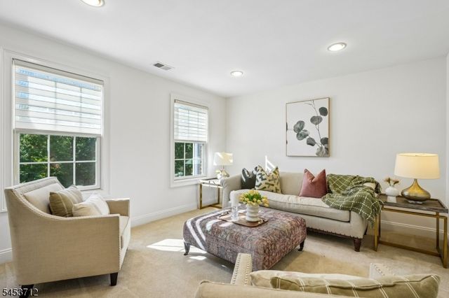 26 Arbor Rd, North Caldwell Boro, NJ 07006