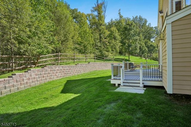 26 Arbor Rd, North Caldwell Boro, NJ 07006