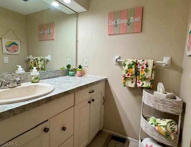 4549 SE 5th PL 210, Cape Coral, FL 33904