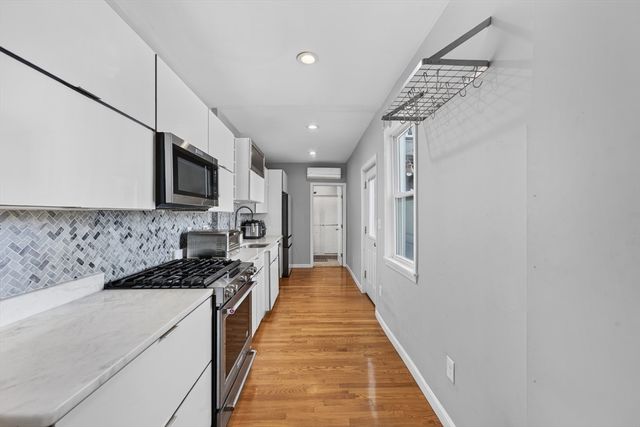 353 Sumner 1A, Boston, MA 02128