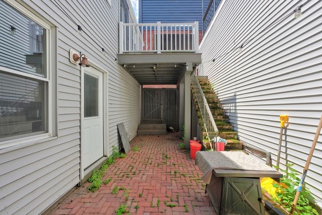 353 Sumner 1A, Boston, MA 02128