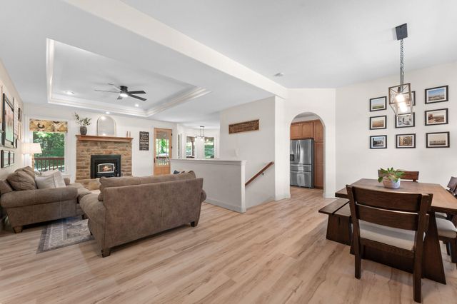 120 Red Cedar Ave Avenue, Branson, MO 65616