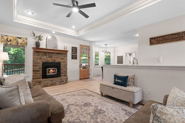 120 Red Cedar Ave Avenue, Branson, MO 65616