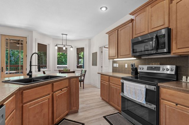 120 Red Cedar Ave Avenue, Branson, MO 65616