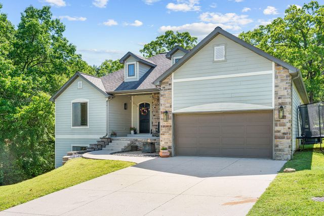 120 Red Cedar Ave Avenue, Branson, MO 65616