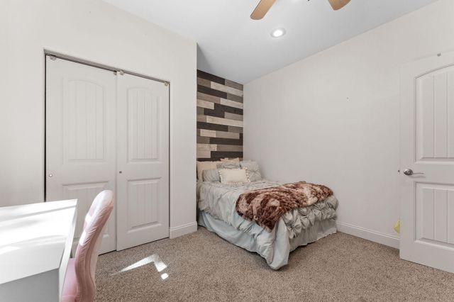 120 Red Cedar Ave Avenue, Branson, MO 65616