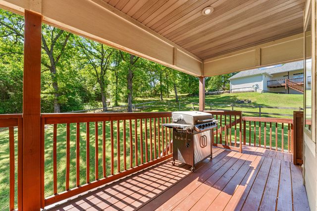 120 Red Cedar Ave Avenue, Branson, MO 65616