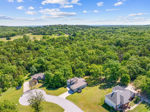 120 Red Cedar Ave Avenue, Branson, MO 65616
