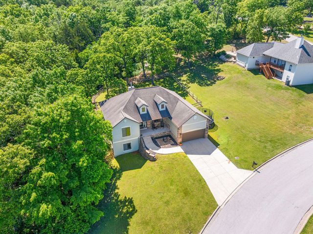 120 Red Cedar Ave Avenue, Branson, MO 65616