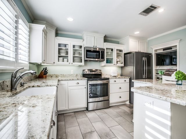 6614 Joyce Way, Dallas, TX 75225