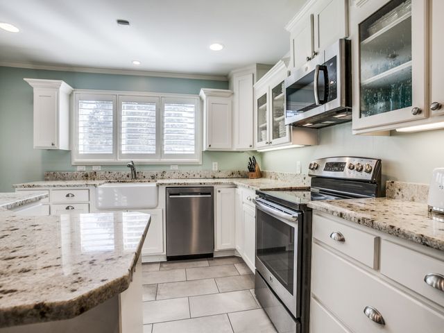 6614 Joyce Way, Dallas, TX 75225