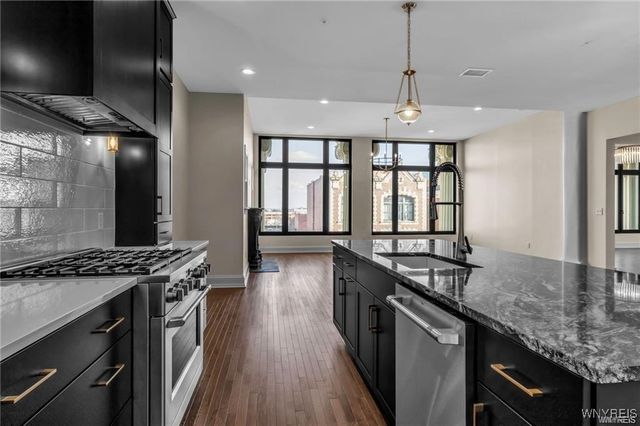 674 Main Street 3, Buffalo, NY 14202