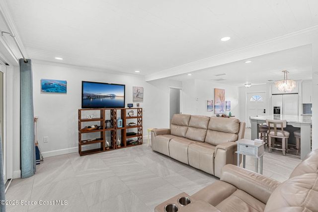 565 W Gateway Court, Merritt Island, FL 32952