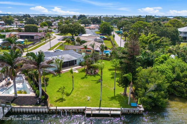565 W Gateway Court, Merritt Island, FL 32952