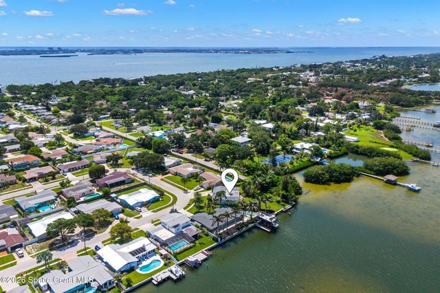 565 W Gateway Court, Merritt Island, FL 32952