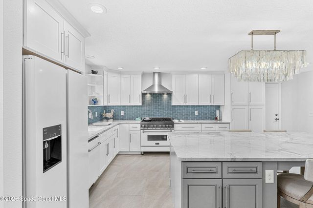 565 W Gateway Court, Merritt Island, FL 32952