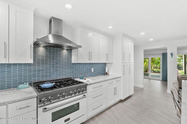 565 W Gateway Court, Merritt Island, FL 32952