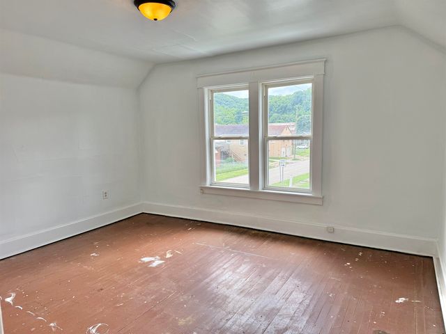 3002 Hughes Street, Huntington, WV 25704