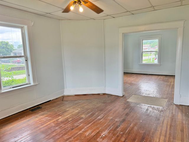 3002 Hughes Street, Huntington, WV 25704