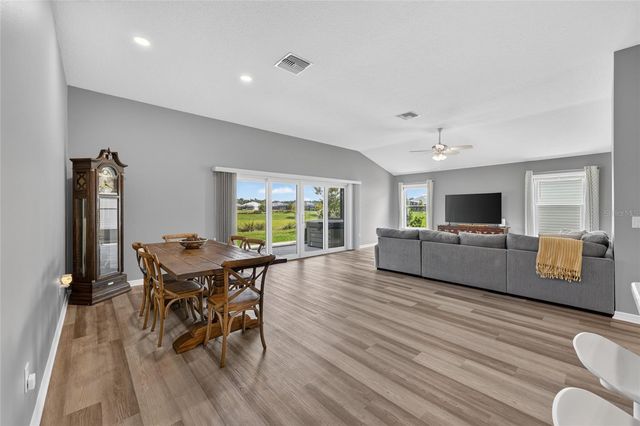879 MORLEY AVENUE, The Villages, FL 34762