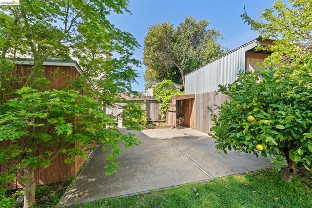 777 Kern St, Richmond, CA 94805