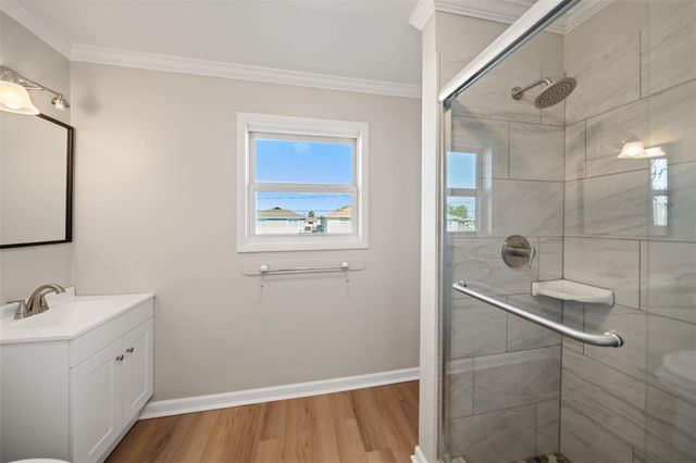 372 Ling Street, Hitchcock, TX 77563