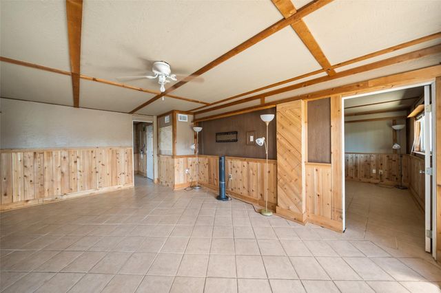 372 Ling Street, Hitchcock, TX 77563