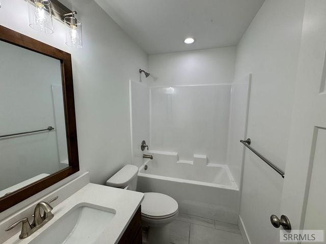 399 Wind River Drive, Shelley, ID 83274