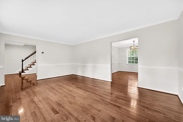 10536 KNOLLWOOD DR, Manassas, VA 20111