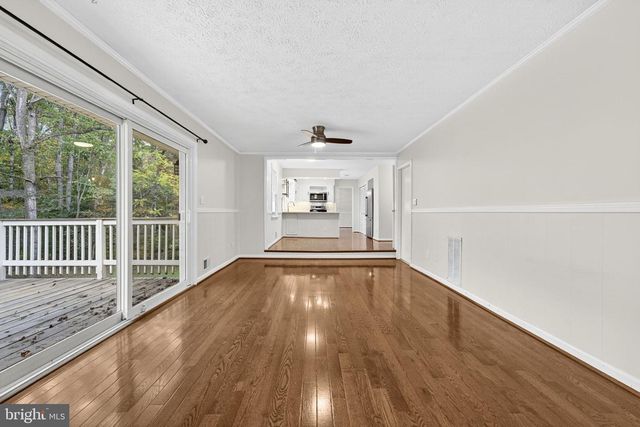 10536 KNOLLWOOD DR, Manassas, VA 20111