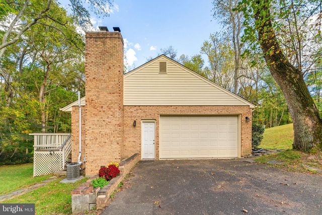 10536 KNOLLWOOD DR, Manassas, VA 20111