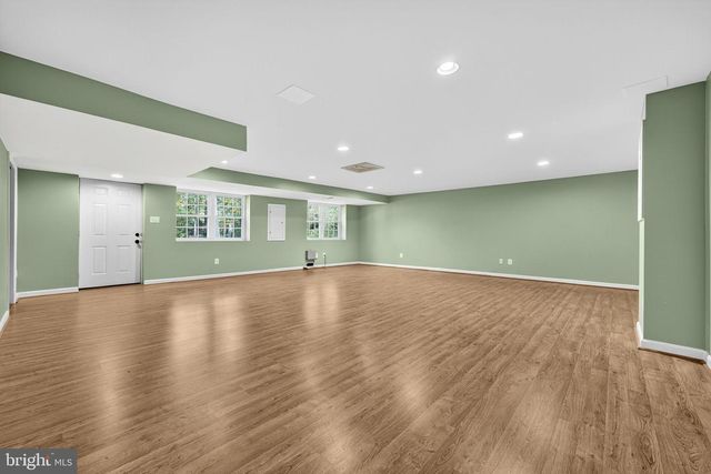 10536 KNOLLWOOD DR, Manassas, VA 20111