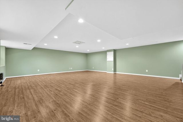 10536 KNOLLWOOD DR, Manassas, VA 20111