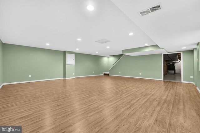 10536 KNOLLWOOD DR, Manassas, VA 20111