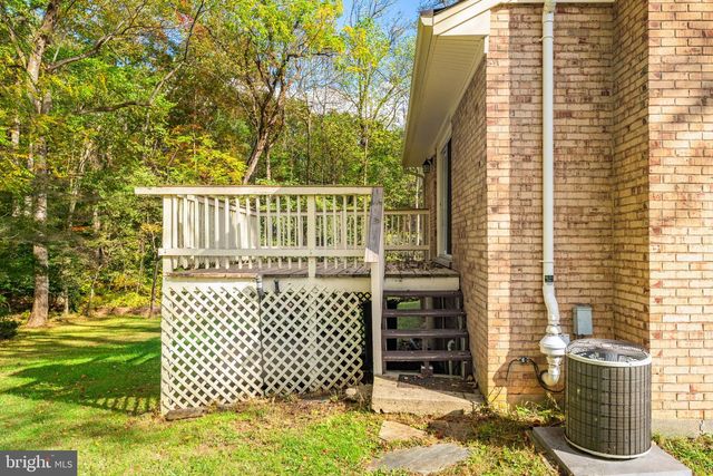 10536 KNOLLWOOD DR, Manassas, VA 20111