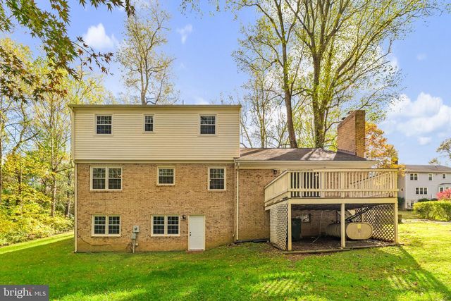 10536 KNOLLWOOD DR, Manassas, VA 20111