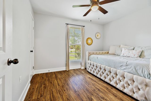 1311 Tallwood Dr, Baton Rouge, LA 70816