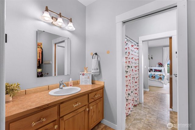 7067 Yukon Way, Ferndale, WA 98248