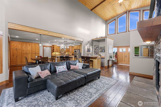 7067 Yukon Way, Ferndale, WA 98248