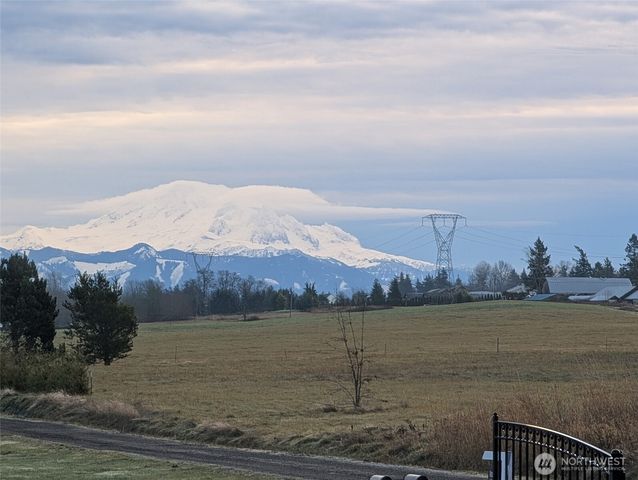 7067 Yukon Way, Ferndale, WA 98248