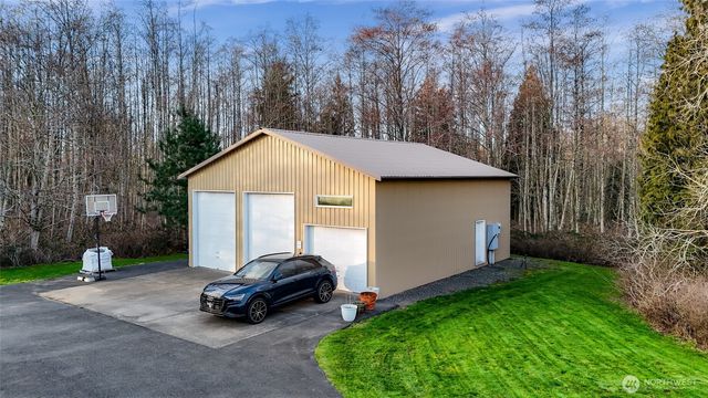 7067 Yukon Way, Ferndale, WA 98248