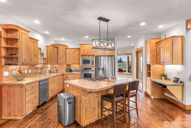 7067 Yukon Way, Ferndale, WA 98248