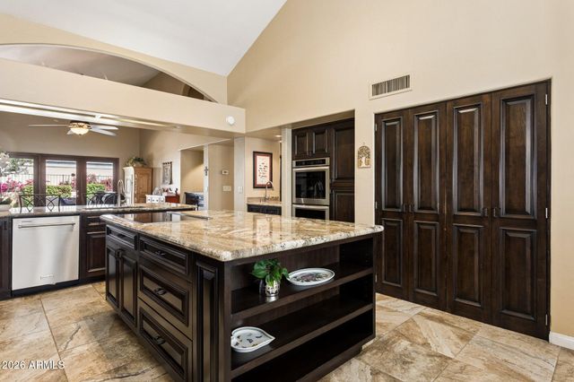 8050 E CORTEZ Drive, Scottsdale, AZ 85260