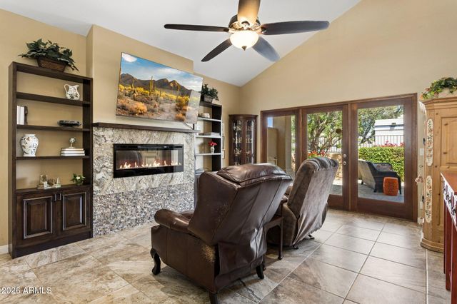 8050 E CORTEZ Drive, Scottsdale, AZ 85260