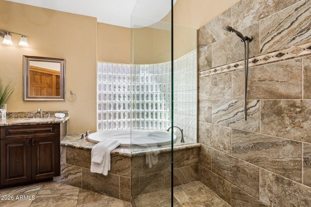 8050 E CORTEZ Drive, Scottsdale, AZ 85260