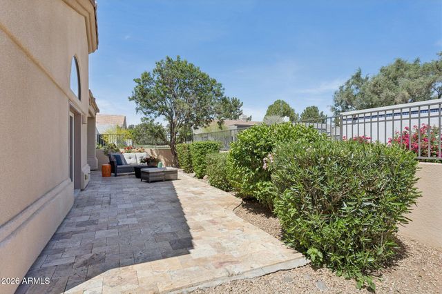 8050 E CORTEZ Drive, Scottsdale, AZ 85260