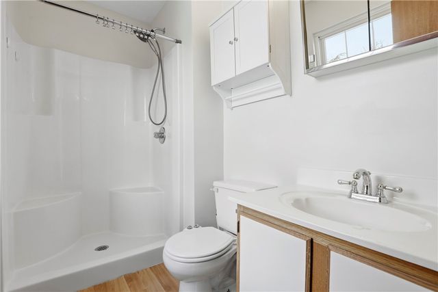 126 Villa Dr, Reserve, PA 15214