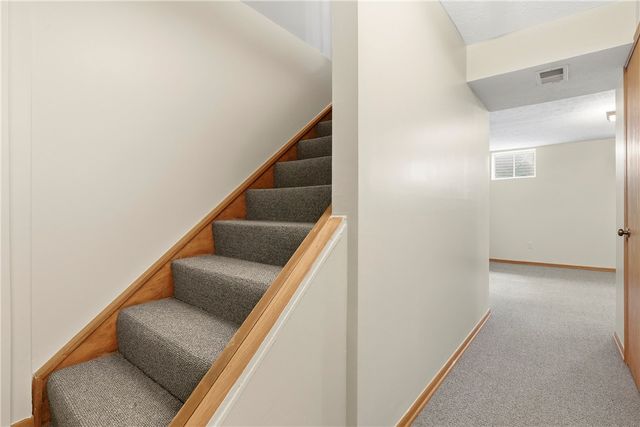 126 Villa Dr, Reserve, PA 15214